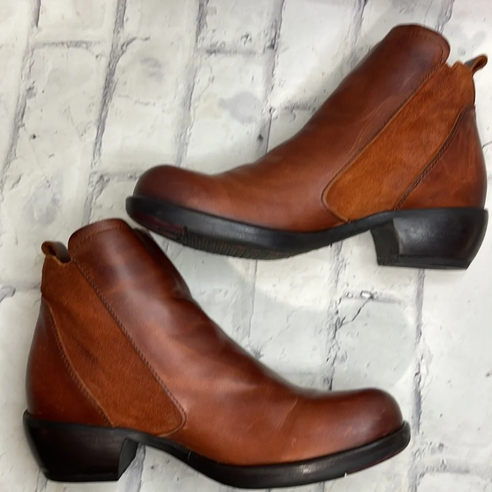 Fly London Meli Ankle Boots Brown Leather and Suede Upper with Ring Zipper Pull